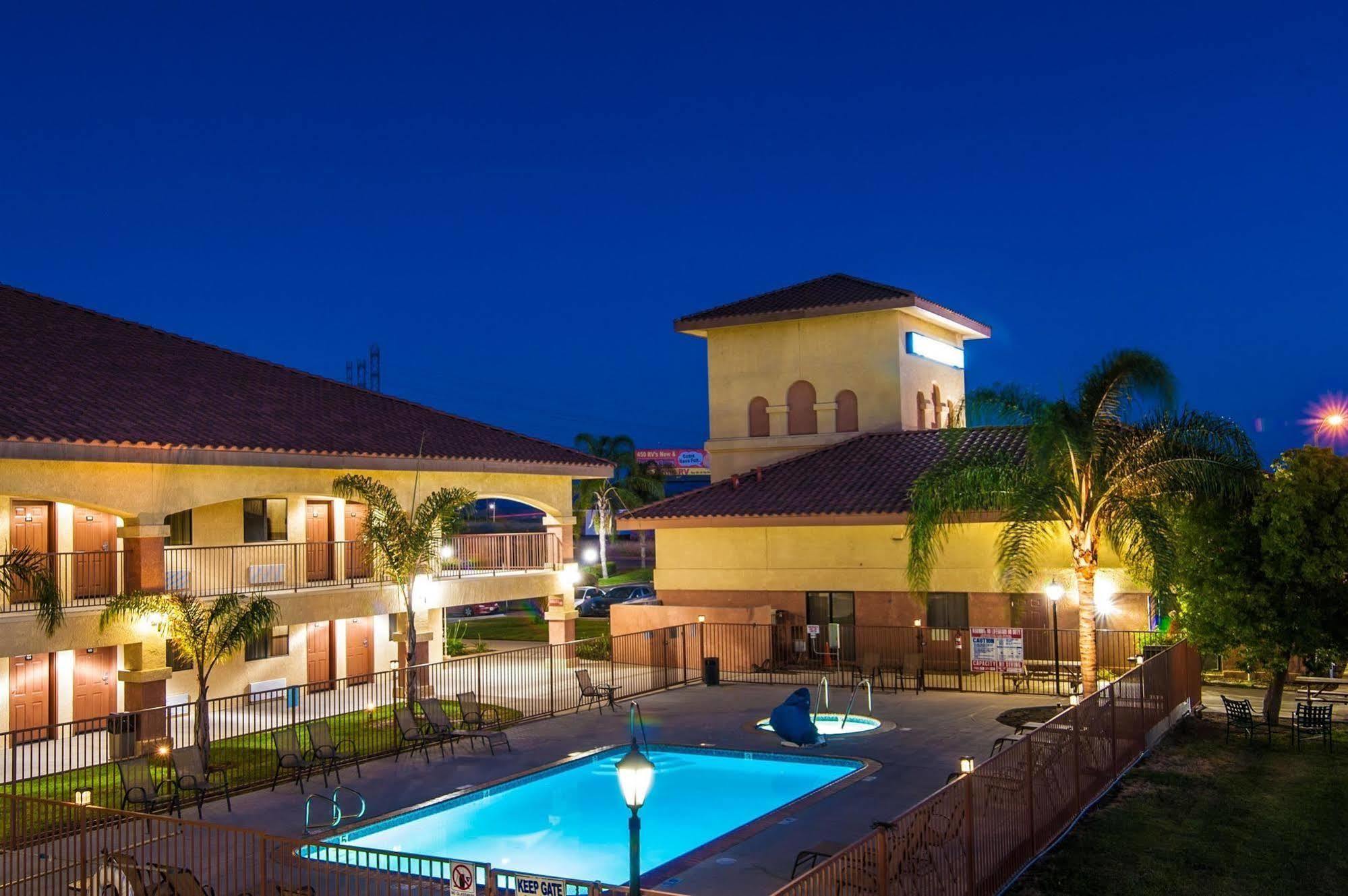 Motel 6-Santa Nella, Ca - Los Banos Zewnętrze zdjęcie